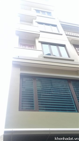 Bán nhà ngõ phố Nguyễn Phúc Lai 35m2 nhà xây 5t mới 3.5 tỷ