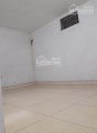 Chính chủ bán nhà 53.2m2, với 3 PN 2WC, sân để xe, phòng bếp và phòng tắm rộng riêng biệt rất tiện