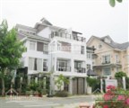 Cần bán biệt thự Yên Hòa, dt 234m2, mt 10m, xây 4,5 tầng, nội thất toàn gỗ quý tự nhiên