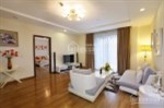 Bán gấp căn hộ tòa nhà 71 Nguyễn Chí Thanh 123 m2, 3 PN, view hồ, giá 27 triệu/m