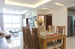 Cần Bán gấp căn hộ chung cư 57 láng hạ, đống đa. 142m2, 3PN, căn góc, view hồ, NT hiện đại, 4.4 tỷ