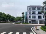 Bán căn góc liền kề ST5 128m2 hướng đông nam 2 phía nhà thoáng không bị chăn