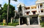 Bán biệt thự khu D Ciputra HN, 180m2 sửa đẹp đủ đồ, giá cực rẻ chỉ 115tr/m2. LH: 0934435356 Chi