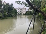 Bán nhanh lại lô Hoa Lan: 260m2 thô, vườn rộng, sông thoáng, 19 tỷ Vinhomes Riverside: 0989 38 345
