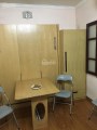 Bán nhà tập thể tầng 2 phố Hàng Vôi, KD Home Stay, 200 m ra Hồ Gươm. Giá chỉ 1.4 tỷ (có TL)