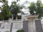 Bán gấp BT MT Nguyễn Văn Mại, P4, Tân Bình, khu sân bay, 10x30m, 2 lầu đẹp, sân vườn, giá 35 tỷ