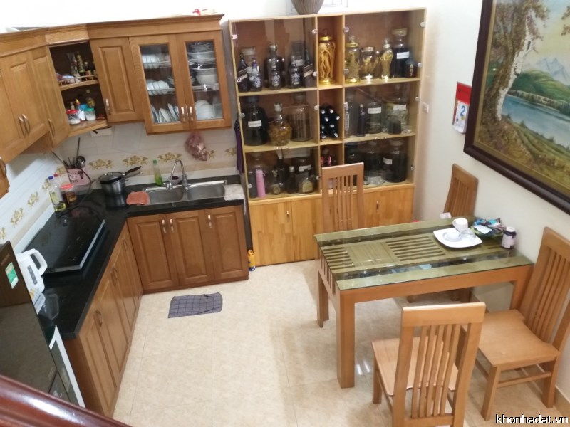 BÁN NHÀ CHÍNH CHỦ SỔ ĐỎ VUÔNG ĐẸP NỞ HẬU PHỐ TÔN THẤT TÙNG DT: 35M. GIA.3.5 TỶ.