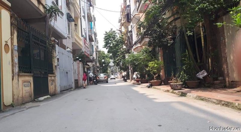 Bán nhà Hoàng Quốc Việt, PHÂN LÔ - Ô TÔ TRÁNH - KINH DOANH, 62m, 5 tầng, mặt tiền 4,6m, giá 11 tỷ