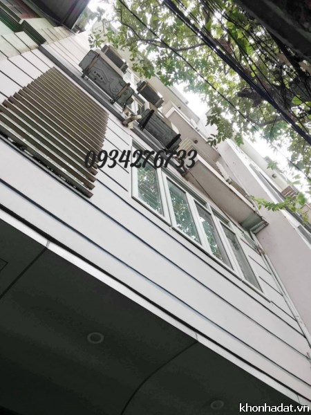-	Bán nhà riêng  Hồ Văn Chương Đống Đa: DT: 40m.Giá: 4 tỷ.
