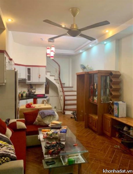 Bán nhà riêng quận Đống Đa 24m2, 5 tầng, mới xây, full nội thất, 2.4 tỷ