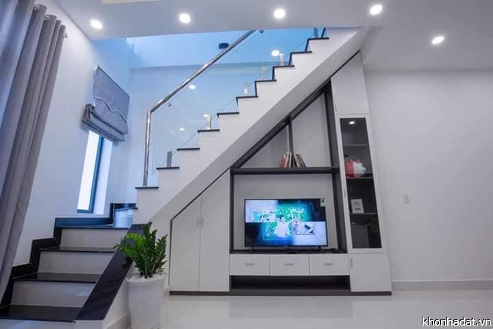 Bán nhà Vũ Phạm Hàm,62mx4t, ô tô tránh, đầu tư tốt.7,6 tỷ. Liên hệ: 0564035246