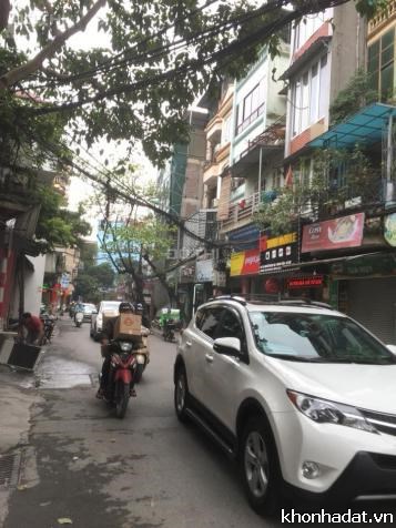 Nhà mặt phố Nguyễn Huy Tưởng, Thanh Xuân, Hà Nội.