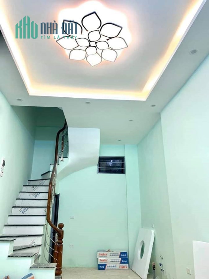 Gió Mát Đầu Phường Thuỵ Khuê! Bán nhà Thuỵ Khuê, Tây Hồ,30m2x5 tầng, 3.25 tỷ