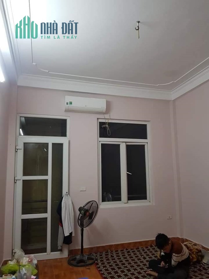 Đây Chứ Đâu! Bán nhà  Yên Hòa 35m2, 4 tầng, mặt tiền siêu rộng 4m, giá chỉ 3 tỷ