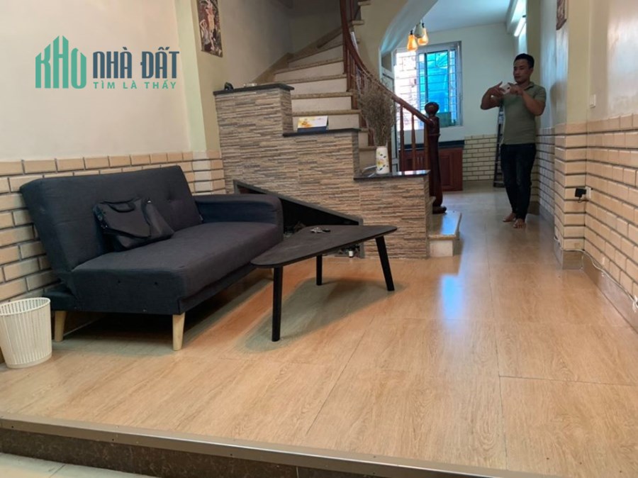 Bán nhà ngõ 189 Hoàng Hoa Thám, Phường Ngọc Hà 36m2, 5 tầng, Giá 4.8 tỷ