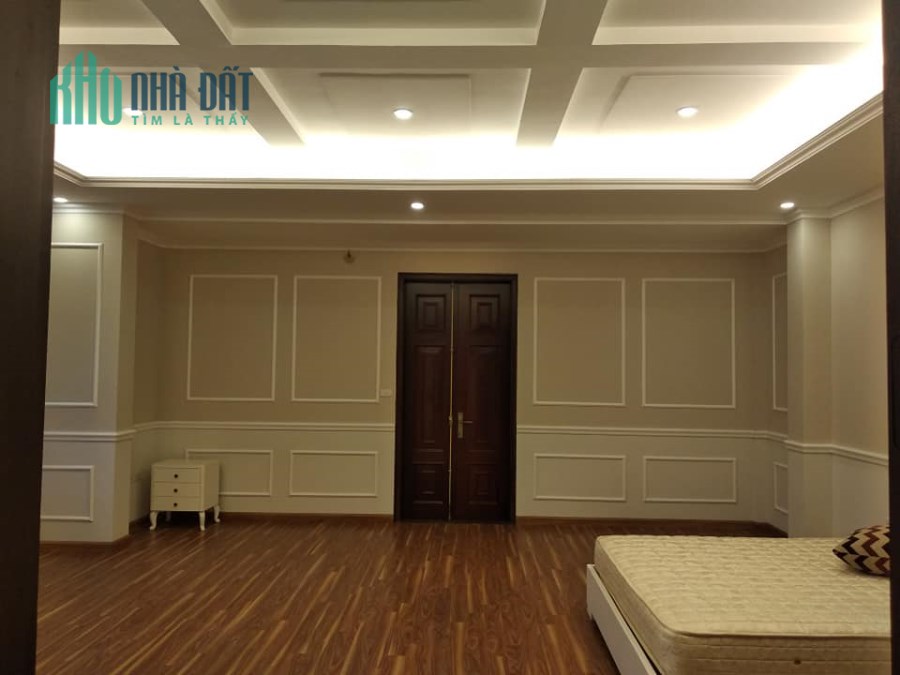 Bán nhà phố Hàn Thuyên lô góc, cách phố 5m kinh doanh tùy thích giá 6 tỷ.