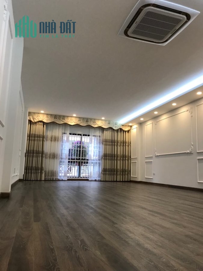 Chính chủ cần bán số 193 nhà mặt phố Trung Kính, Hoa Bằng, Mạc Thái Tổ dt 75m x 7 t 15 tỷ