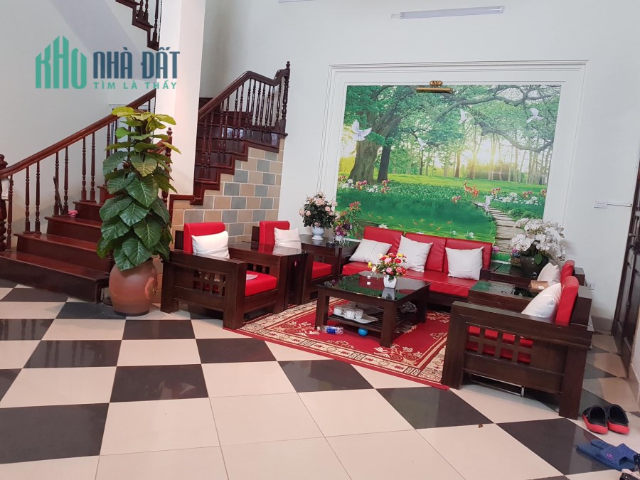 Bán nhà 5 tầng chắc đẹp, kinh doanh tốt 65m2, mặt 6.5m, phố Nguyễn Khả Trạc, Cầu Giấy giá 13.5 tỷ.