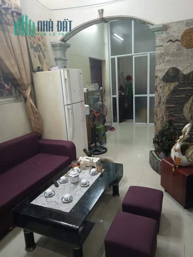 Bán nhà ngõ 196 Khương Đình, Thanh Xuân, HN. DT 40m2; giá 3,2 tỷ