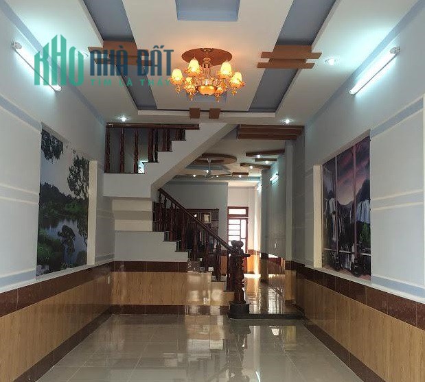 Bán gấp nhà Phường Nghĩa Đô, Quận Cầu Giấy, 40m2x5 tầng, MT: 4,8m, lô góc, ô tô vào nhà