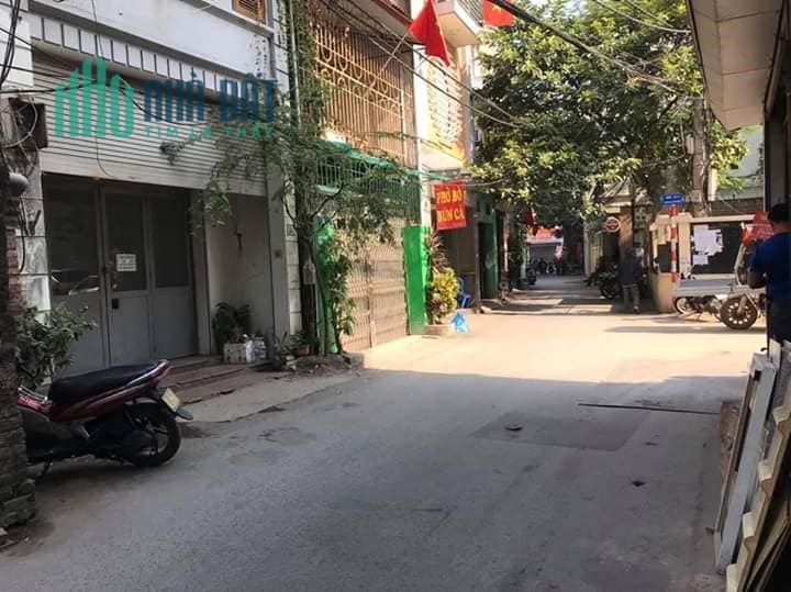 Bán biệt thự mini tại Hoàng Hoa Thám, Tây Hồ. DT 120m, MT 6.3m. Gara Ô TÔ.