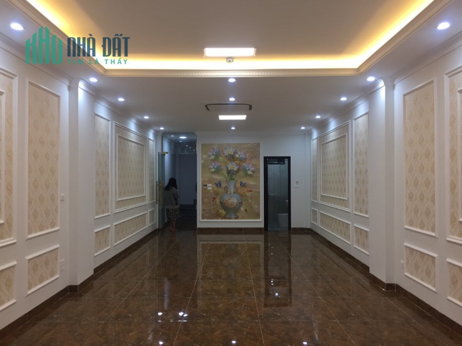 SIÊU HIẾM Nhà Mặt Phố Hồ Giám 95m2 8 Tầng CN đủ, Q.Đống Đa.