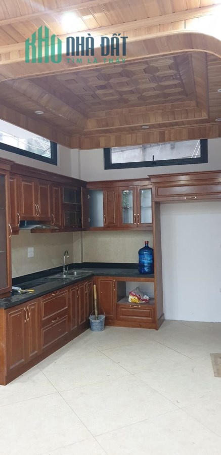 Đầm Trấu, phân lô ô tô tránh, 38m2, 5T, Mt 5m, 3.95 tỷ có TL.