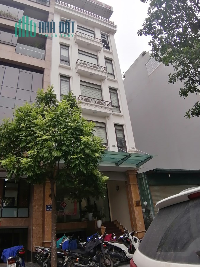 Bán tòa nhà Văn Phòng 8 tầng mặt phố Nguyễn Xiển. Giá= 52tỷ