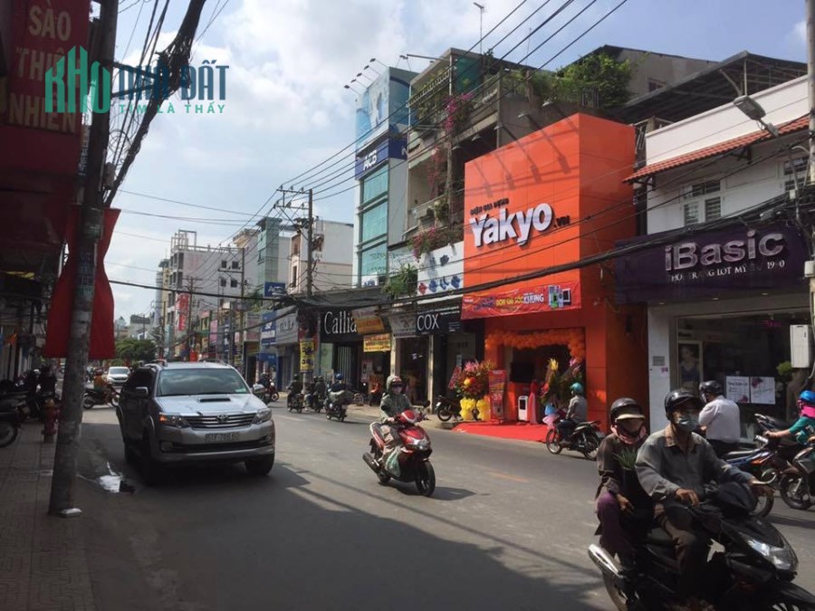 Mặt tiền Lạc Long Quân, Tân Bình, 68m2, Ngang 5m, 18 Tỷ TL.