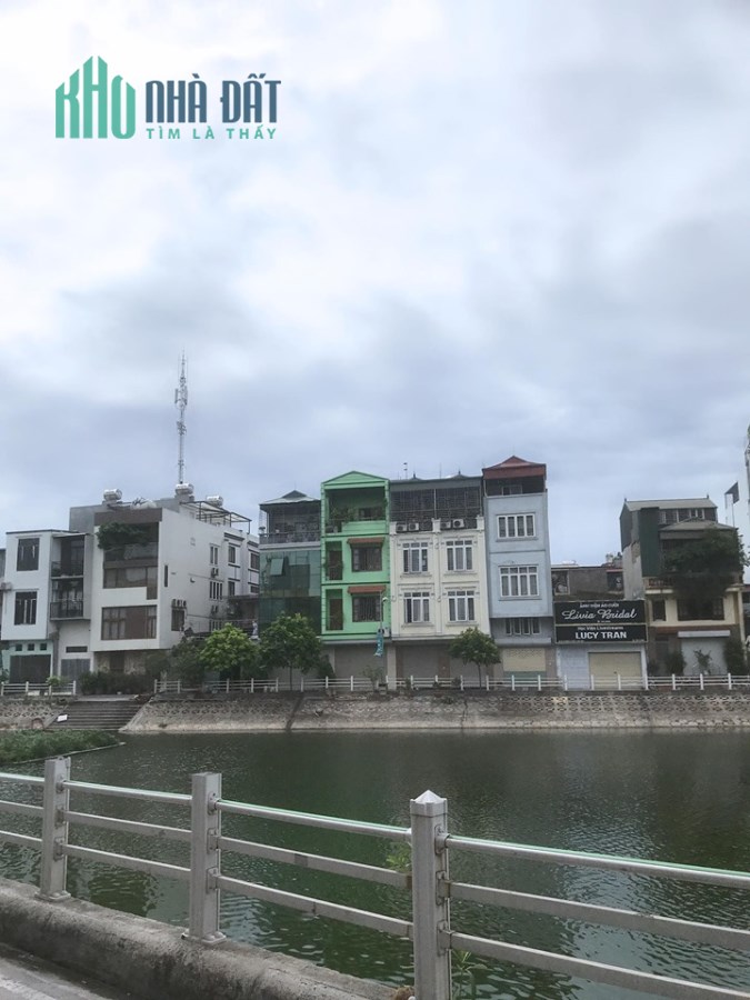Bán nhà 4 tầng Ngọc Lâm, Vieu hồ Tai Trâu, Kinh doanh, cho thuê làm văn phòng, giá rẻ 5 tỷ.