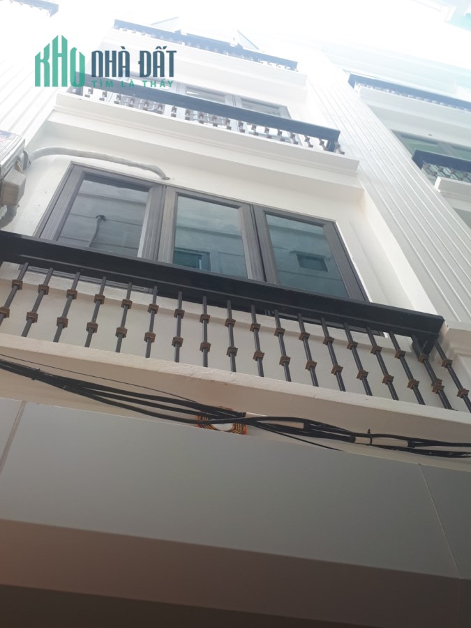 Bán Nhà Hà Trì Đa Sỹ Kinh Doanh Tốt 34m2*5 Tầng Giá 2.55 Tỷ LH: 0986665865