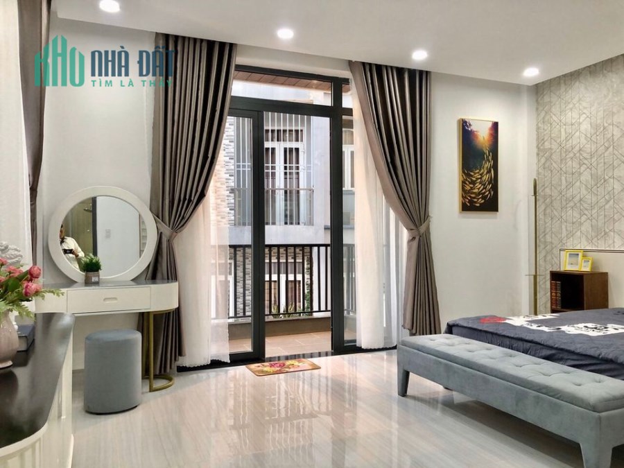 Bom tấn mùa Covid, bán nhà HXH Lê Văn Sỹ, P1, Tân Bình 50m2 chỉ 5 tỷ 6