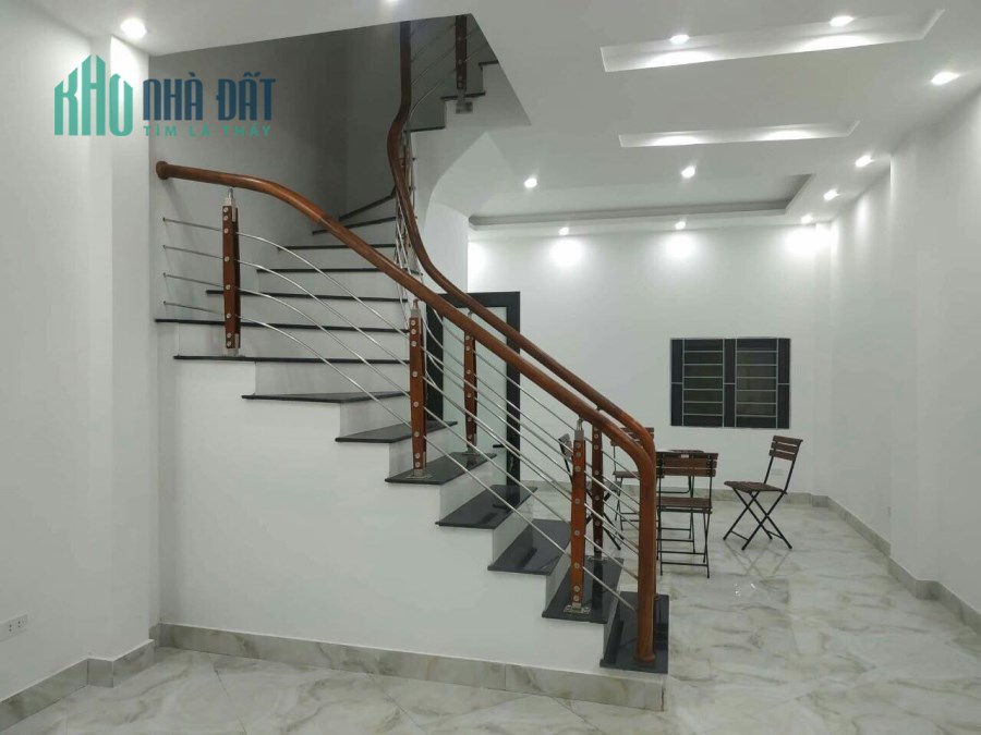 Bán nhà riêng phố Trần Khát Chân, Hai Bà Trưng, 42m2, mt 4,5m, chỉ 3 tỷ