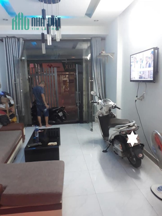 Hẻm ô tô Hoàng Hoa Thám Bình Thạnh 43m2, 4 tầng giá 5.3 tỷ