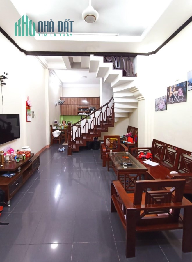 Bán nhà ngõ 495 Nguyễn Trãi, Thanh Xuân, HN. DT 62m2*4T; giá 5,75 tỷ