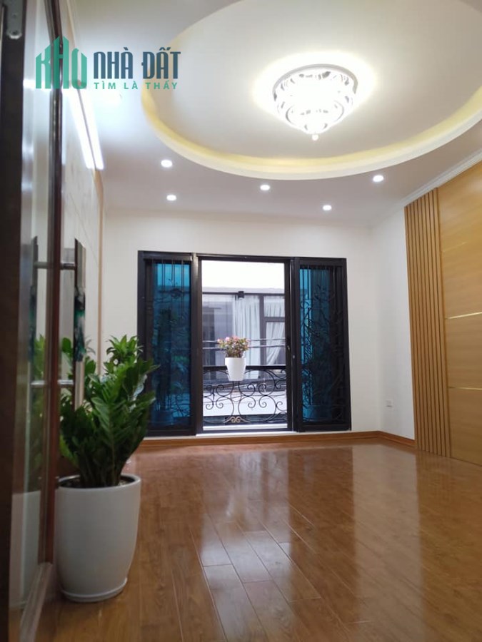 Bán Nhà 6 Tầng Đường Khương Đình, Thanh Xuân, Giá 6.8 Tỷ.