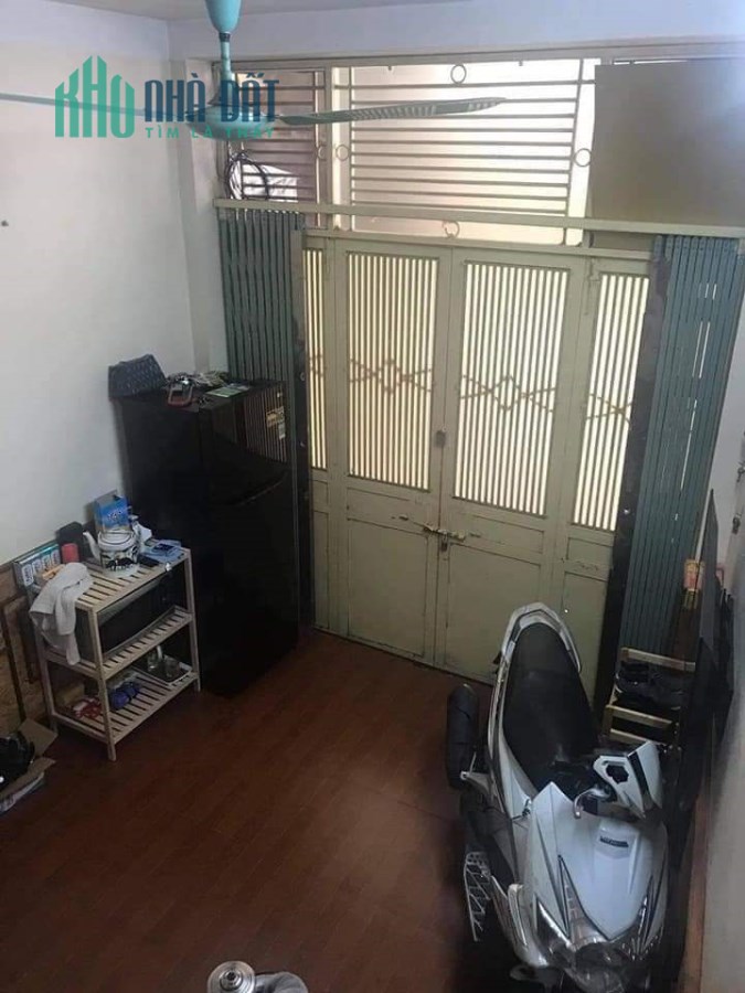 Nhỉnh 1 tỷ nhà đẹp Long Biên 1, lô góc 3 thoáng, 25m2, 3T, 1.55 tỷ