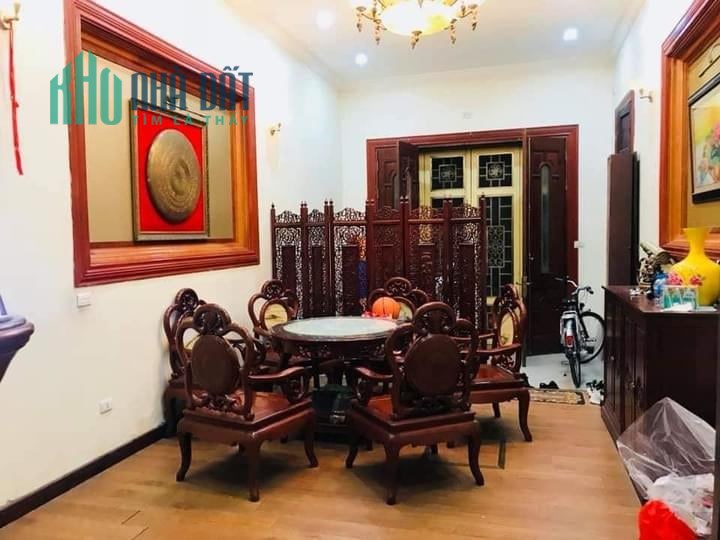 Bán đất tặng nhà quận Hai Bà Trưng, ô tô đỗ cửa chỉ hơn 5 tỷ, liên hệ: 0981381401.