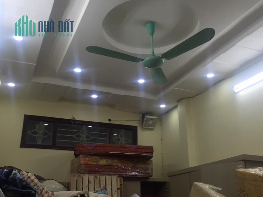 Phố Thái Hà Ngõ Ô Tô Tránh Chỉ 160tr/m2 Có Nhà 4 Tầng, Diện Tích Rộng, Mặt Tiền Rộng.