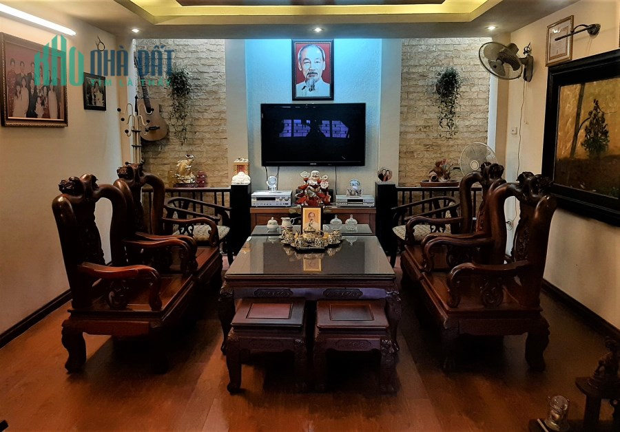 Ngạc nhiên chưa! 68m2*5T; giá 6,6 tỷ giữa ngõ 41 Thái Hà, Đống Đa