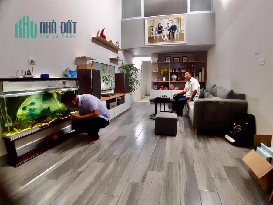 NHỎ XINH - ĐẦY ĐỦ CÔNG NĂNG - TẶNG FULL NỘI THẤT - Ở LUÔN - TRUNG TÂM HAI BÀ TRƯNG