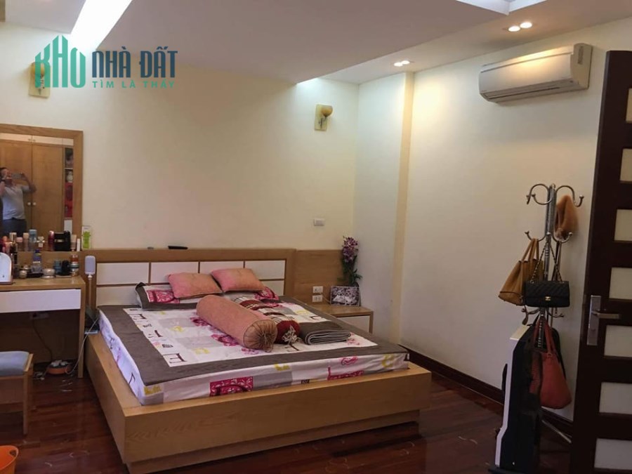 Bán nhà phố Chiến Thắng 54m 4T kinh doanh ô tô vào nhà 5,8 tỷ