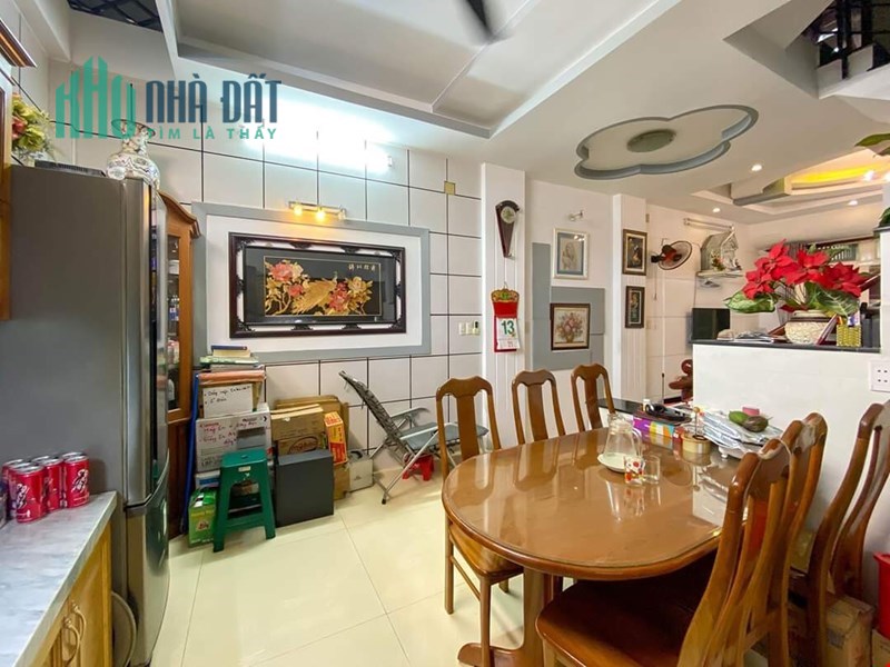 Bán nhà Ngã Tư Bảy Hiền Tân Bình 60m2 3 tỷ 9. Liên hệ 0933169674