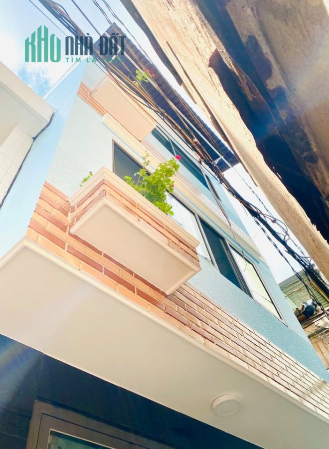 bán nhanh nhà P9 Quận 10 2.9 tỷ thương lượng