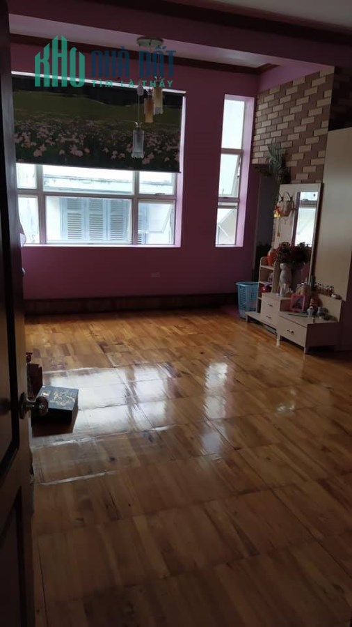 Bán Nhà Ngõ 194 Giải Phóng, Ô TÔ Vào Nhà, 54m2, 5.8 Tỷ,0378671294