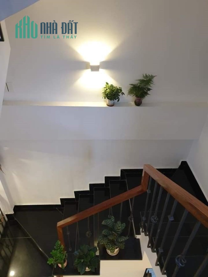 Bán nhà cực đẹp Minh Khai, ngõ rộng, 40mx5T, 3.3 tỷ .