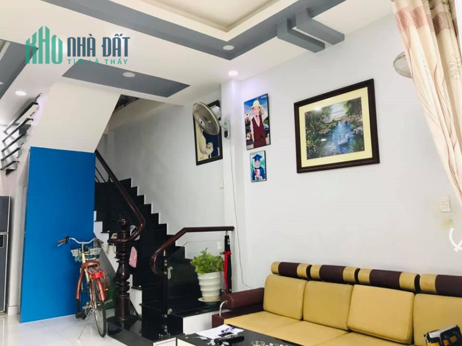 Bán nhà Nguyễn Xí 5.2 tỷ, 68m2 chưa qua đầu tư