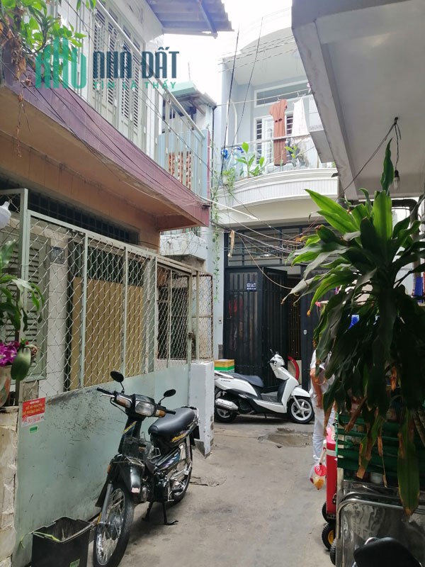 Bán nhà hẻm thông đường Nhật Tảo, Quận 10, nhà kiên cố giá chỉ 4.5 tỷ (có thương lượng)