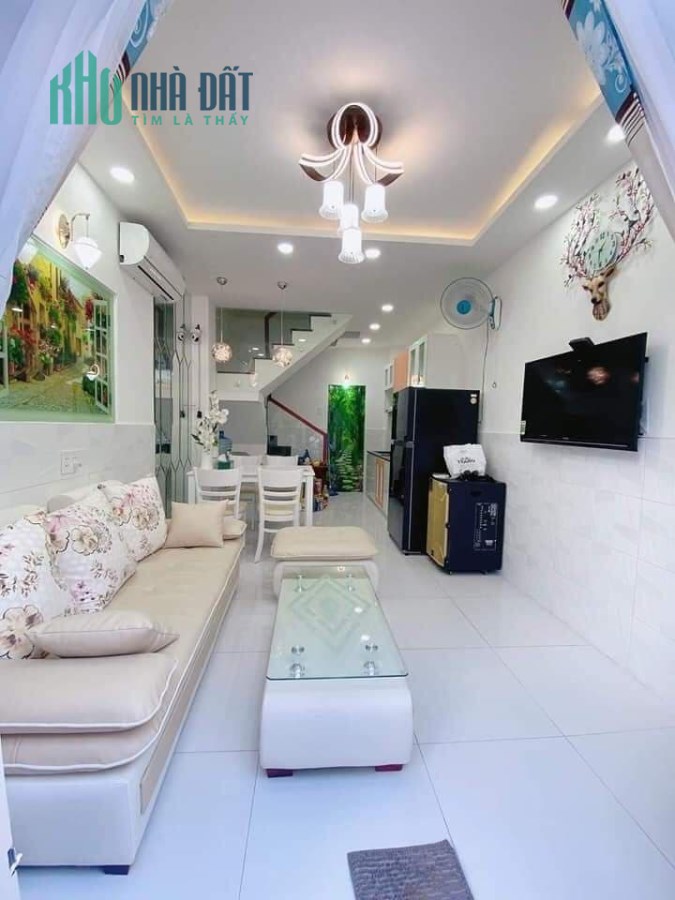Bán nhà Trần Văn Quang, Tân Bình, 54m2, 3 tầng, giá 4.4 tỷ TL