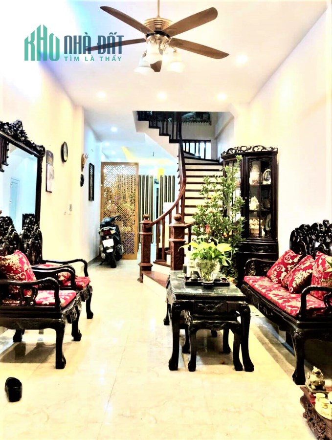 Bán nhà mặt ngõ Văn Hương, Đống Đa. DT 48m2*4T; giá 7,6 tỷ